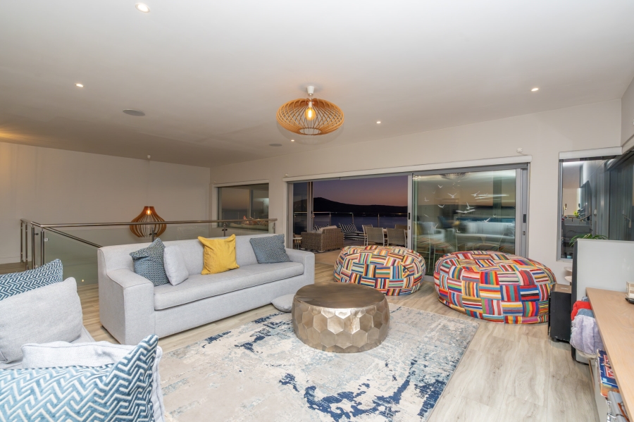 6 Bedroom Property for Sale in Myburgh Park Western Cape